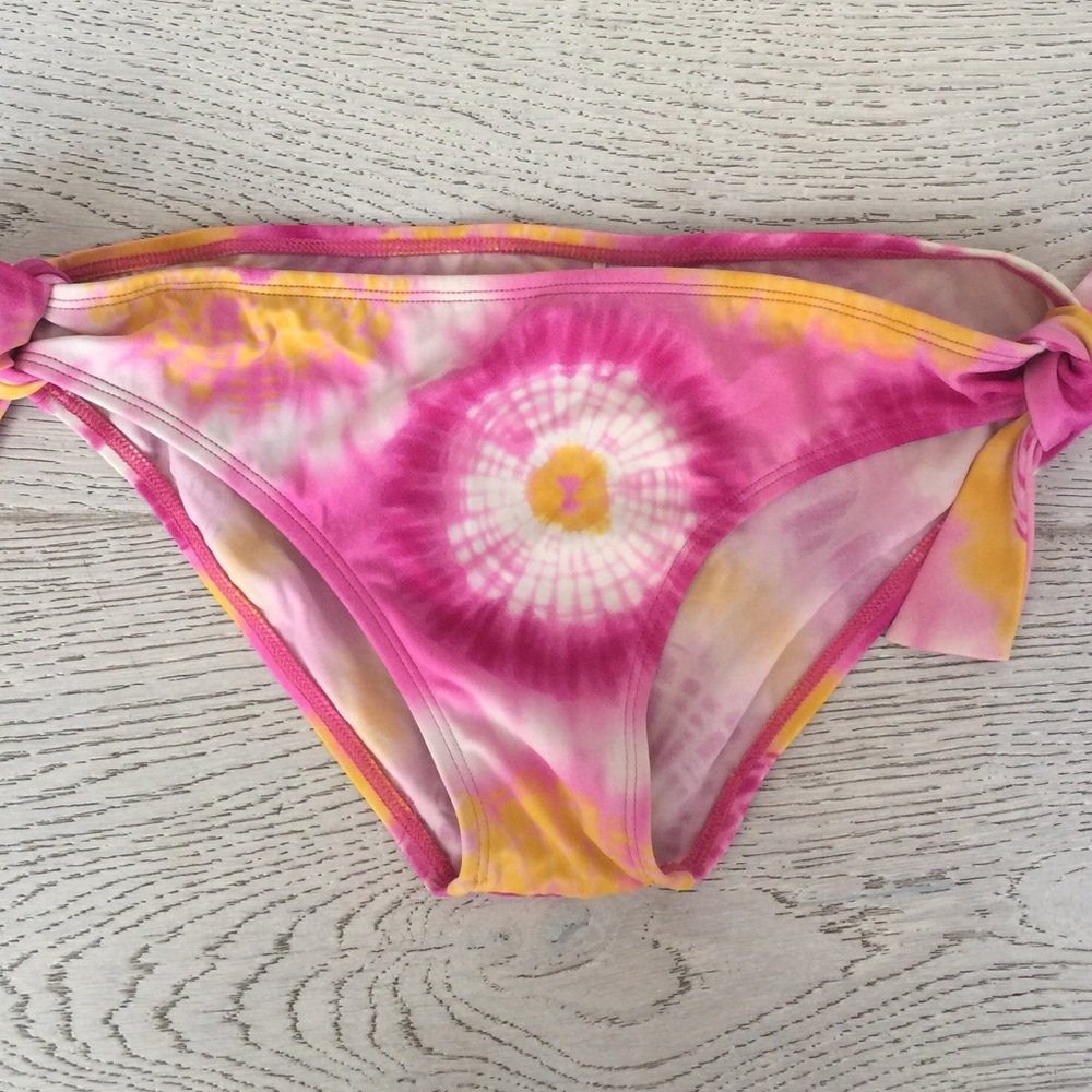 Girls tie dye bikini bottom by Bowier size xlarge